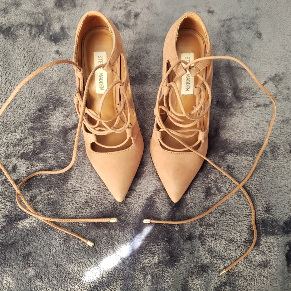 Steve Madden nude color strap heels sz 5.5 - Picture 2 of 6